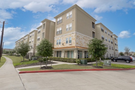 gala-texas-parkway-04-10-26-02